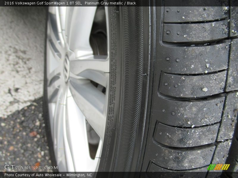Platinum Gray metallic / Black 2016 Volkswagen Golf SportWagen 1.8T SEL