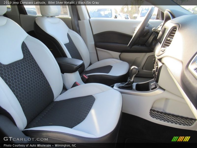 Billet Silver Metallic / Black/Ski Gray 2019 Jeep Compass Latitude