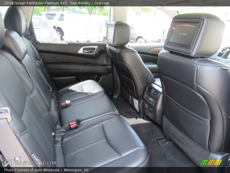 Gun Metallic / Charcoal 2018 Nissan Pathfinder Platinum 4x4