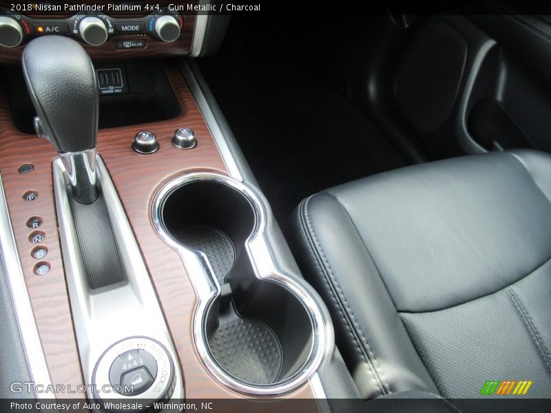 Gun Metallic / Charcoal 2018 Nissan Pathfinder Platinum 4x4