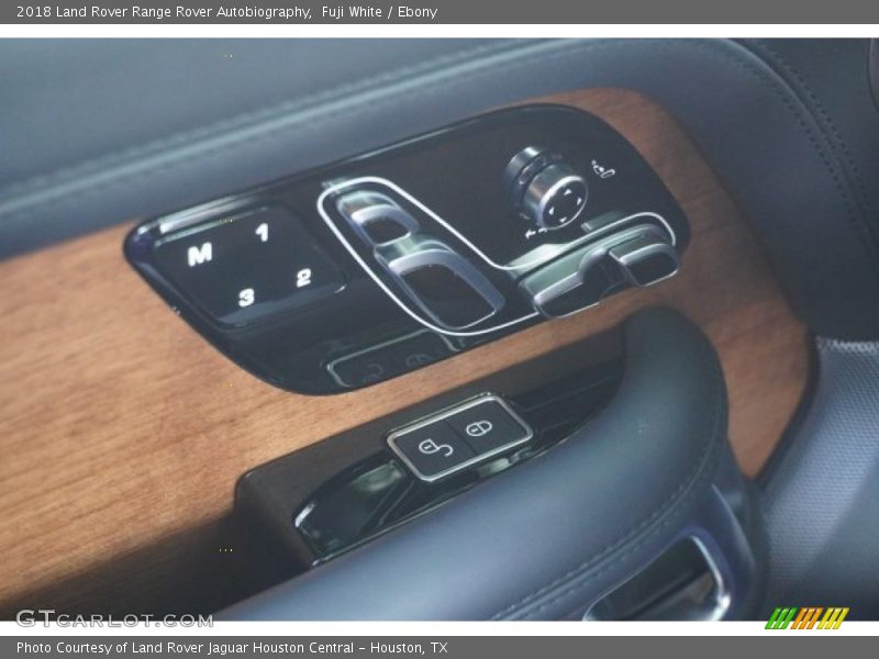 Fuji White / Ebony 2018 Land Rover Range Rover Autobiography
