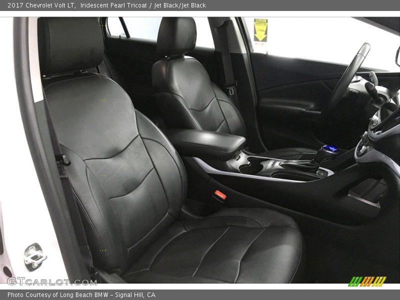 Front Seat of 2017 Volt LT