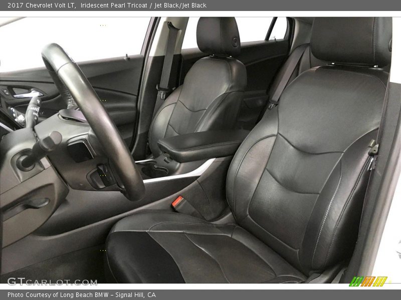 Front Seat of 2017 Volt LT