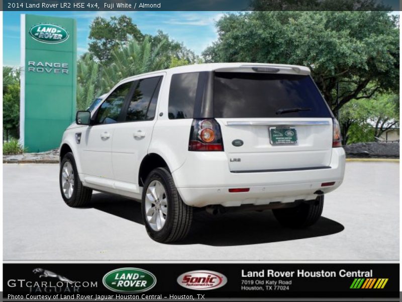 Fuji White / Almond 2014 Land Rover LR2 HSE 4x4