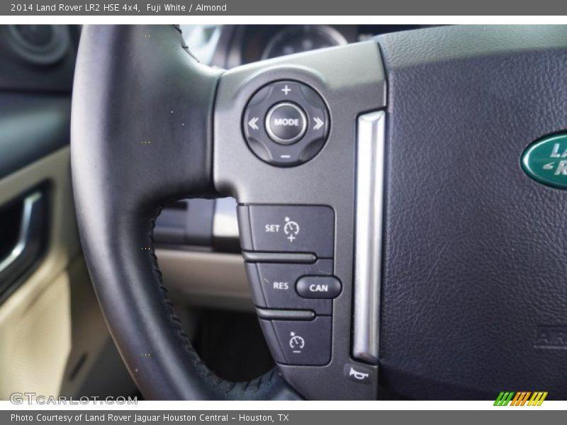 Fuji White / Almond 2014 Land Rover LR2 HSE 4x4