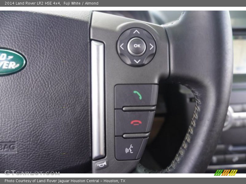 Fuji White / Almond 2014 Land Rover LR2 HSE 4x4