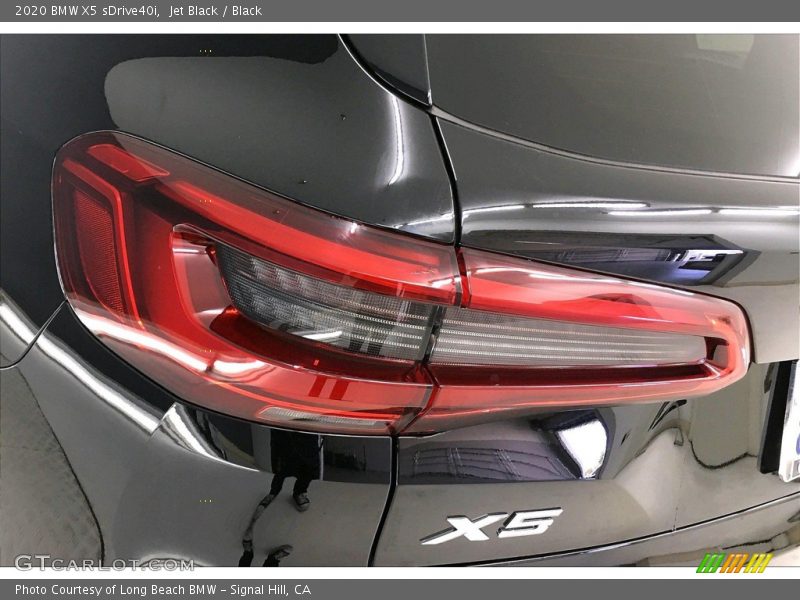 Jet Black / Black 2020 BMW X5 sDrive40i
