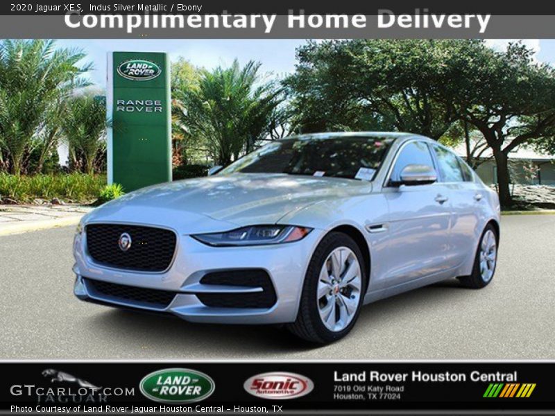 Indus Silver Metallic / Ebony 2020 Jaguar XE S