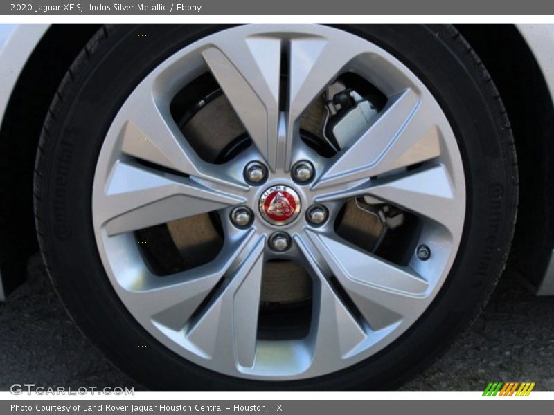 Indus Silver Metallic / Ebony 2020 Jaguar XE S