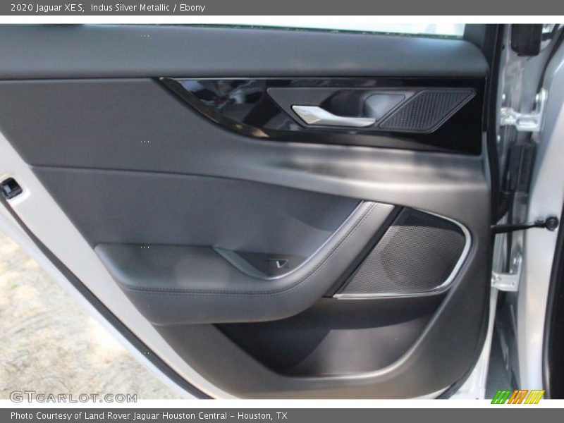 Indus Silver Metallic / Ebony 2020 Jaguar XE S