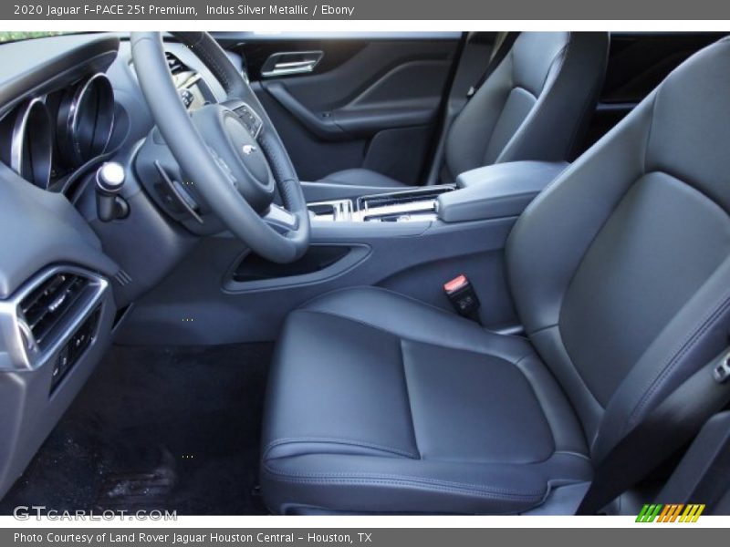 Indus Silver Metallic / Ebony 2020 Jaguar F-PACE 25t Premium