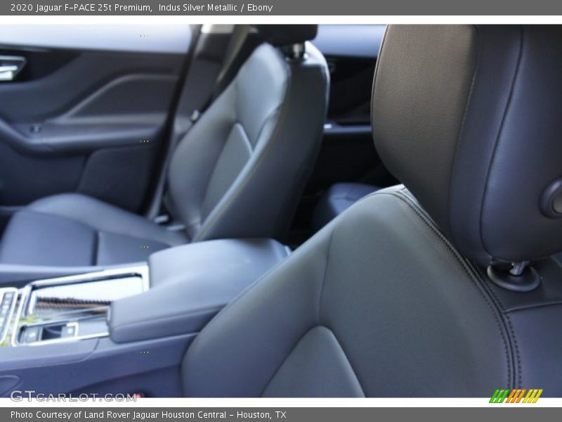 Indus Silver Metallic / Ebony 2020 Jaguar F-PACE 25t Premium