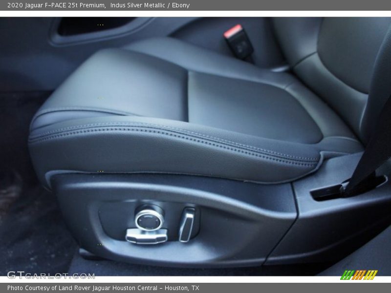 Indus Silver Metallic / Ebony 2020 Jaguar F-PACE 25t Premium