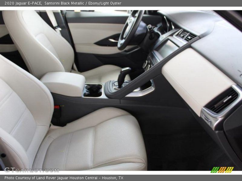 Santorini Black Metallic / Ebony/Light Oyster 2020 Jaguar E-PACE