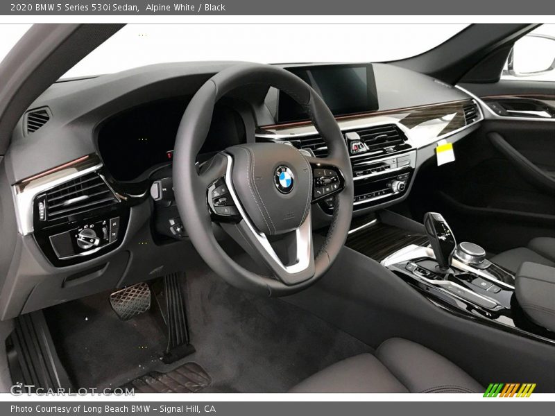 Alpine White / Black 2020 BMW 5 Series 530i Sedan