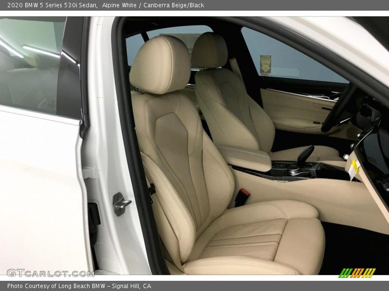 Alpine White / Canberra Beige/Black 2020 BMW 5 Series 530i Sedan