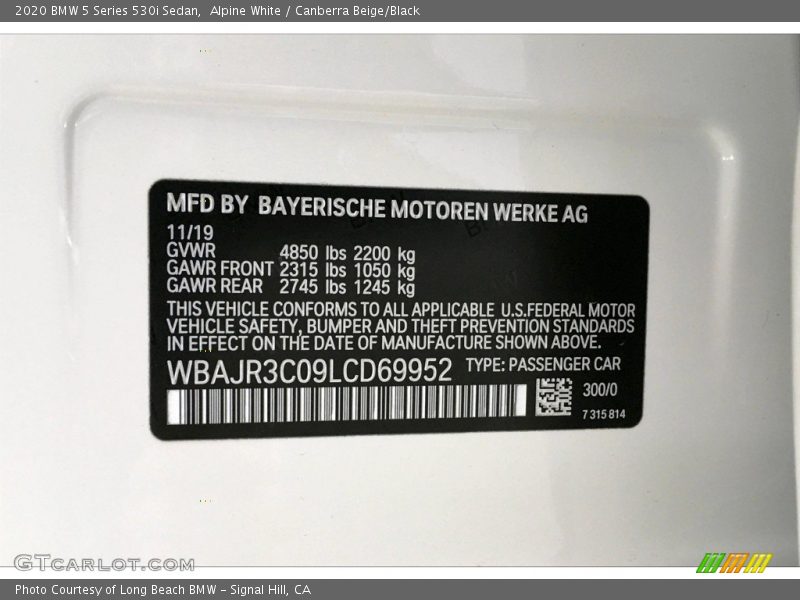 Alpine White / Canberra Beige/Black 2020 BMW 5 Series 530i Sedan