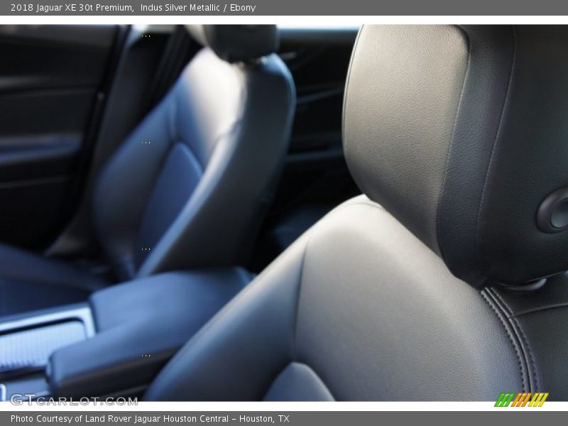 Indus Silver Metallic / Ebony 2018 Jaguar XE 30t Premium