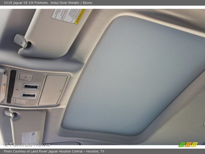 Indus Silver Metallic / Ebony 2018 Jaguar XE 30t Premium