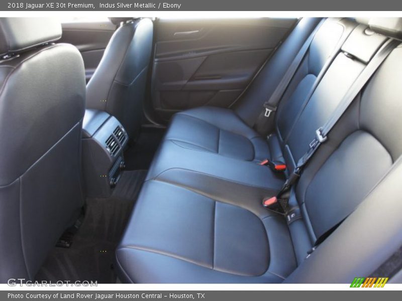 Indus Silver Metallic / Ebony 2018 Jaguar XE 30t Premium