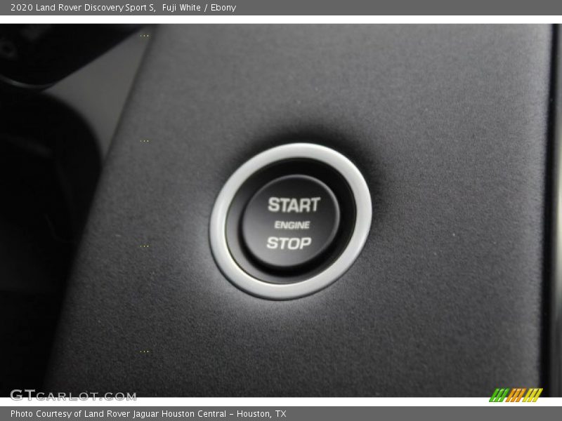 Fuji White / Ebony 2020 Land Rover Discovery Sport S