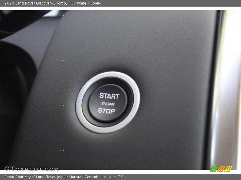 Fuji White / Ebony 2020 Land Rover Discovery Sport S