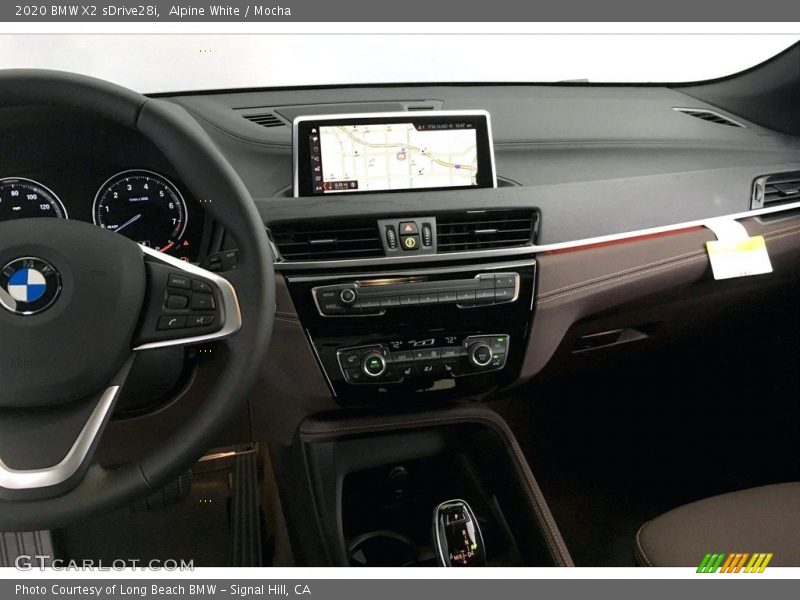 Alpine White / Mocha 2020 BMW X2 sDrive28i