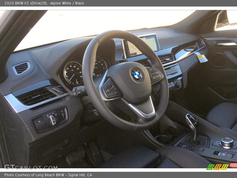 Alpine White / Black 2020 BMW X2 sDrive28i
