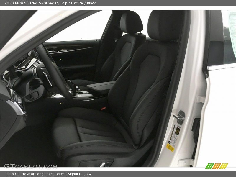 Alpine White / Black 2020 BMW 5 Series 530i Sedan