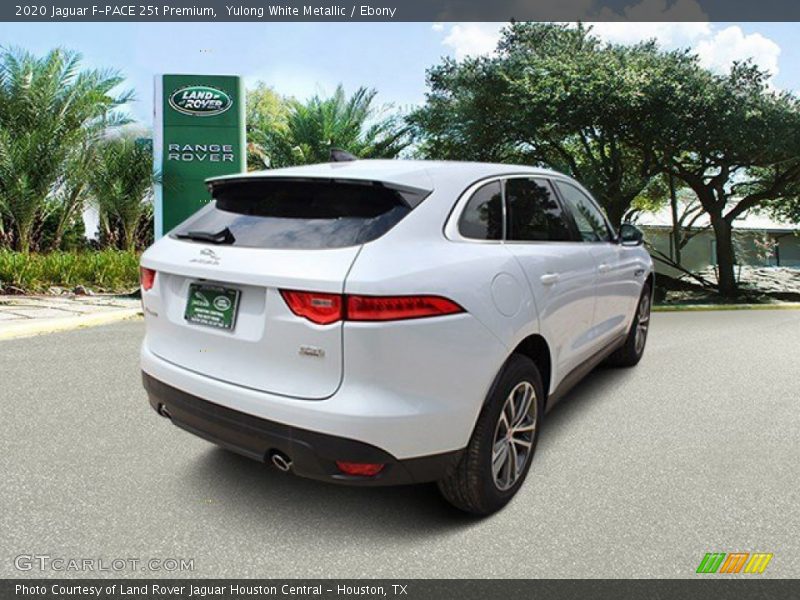 Yulong White Metallic / Ebony 2020 Jaguar F-PACE 25t Premium