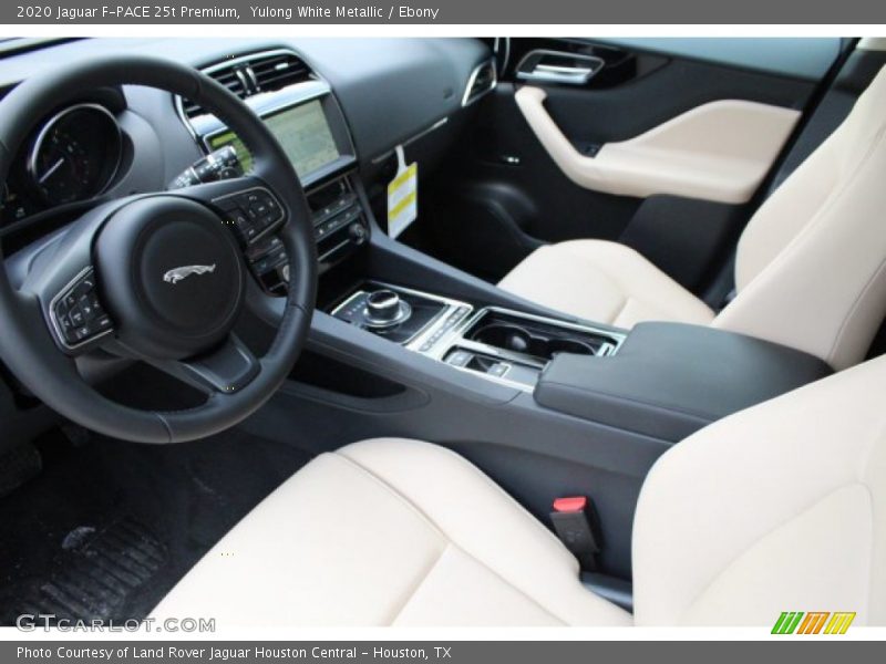 Yulong White Metallic / Ebony 2020 Jaguar F-PACE 25t Premium