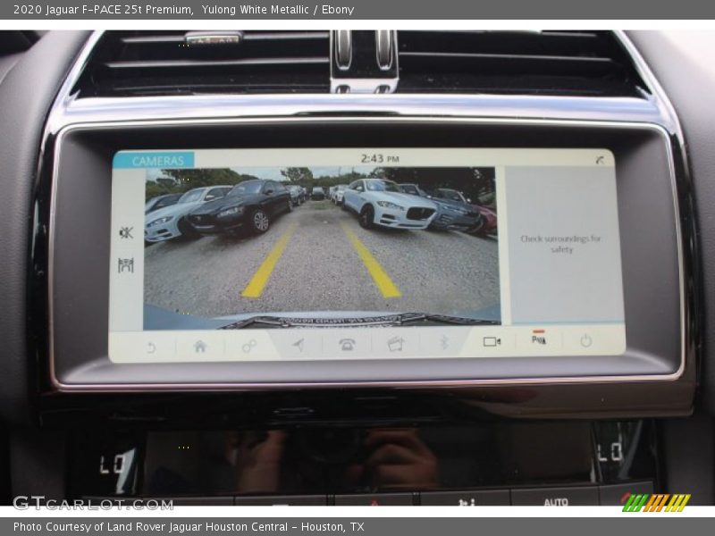 Yulong White Metallic / Ebony 2020 Jaguar F-PACE 25t Premium