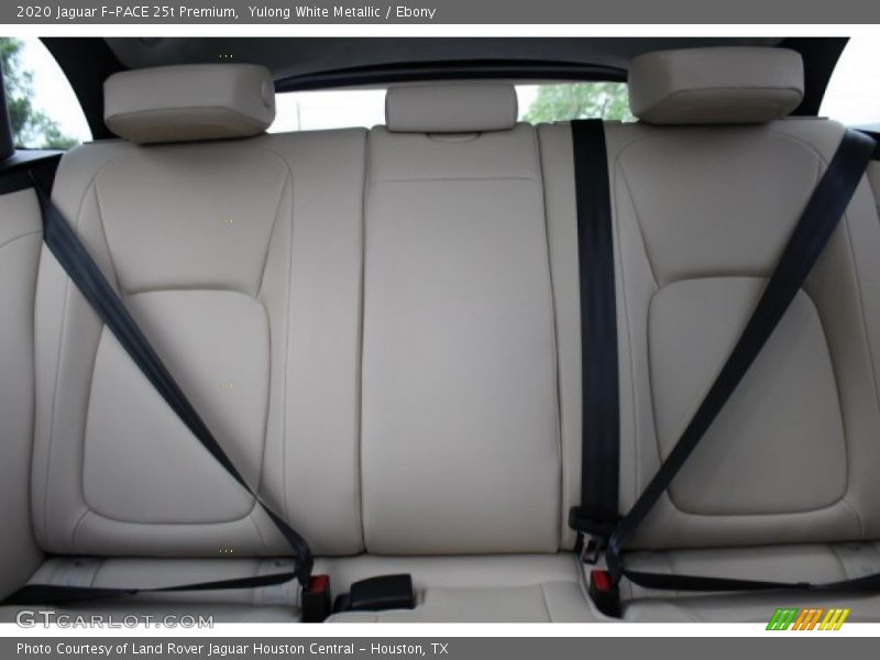 Yulong White Metallic / Ebony 2020 Jaguar F-PACE 25t Premium