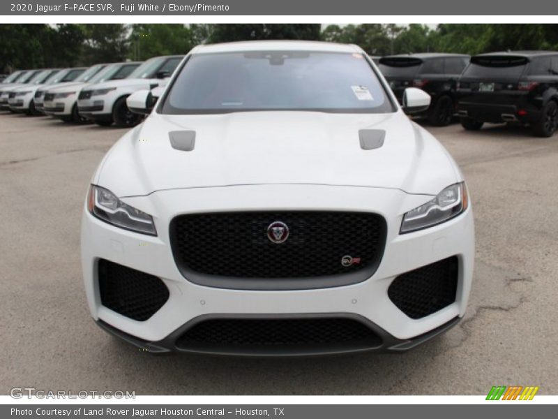 Fuji White / Ebony/Pimento 2020 Jaguar F-PACE SVR