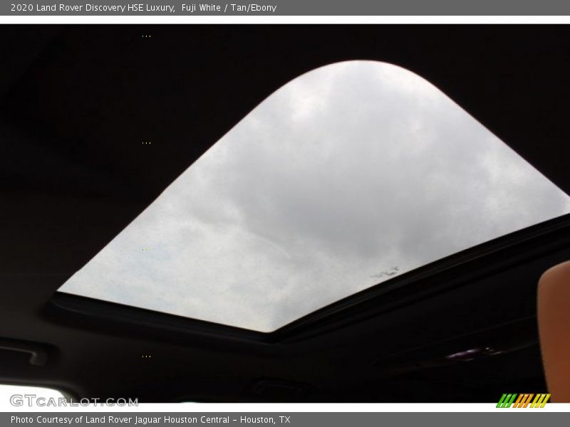 Fuji White / Tan/Ebony 2020 Land Rover Discovery HSE Luxury