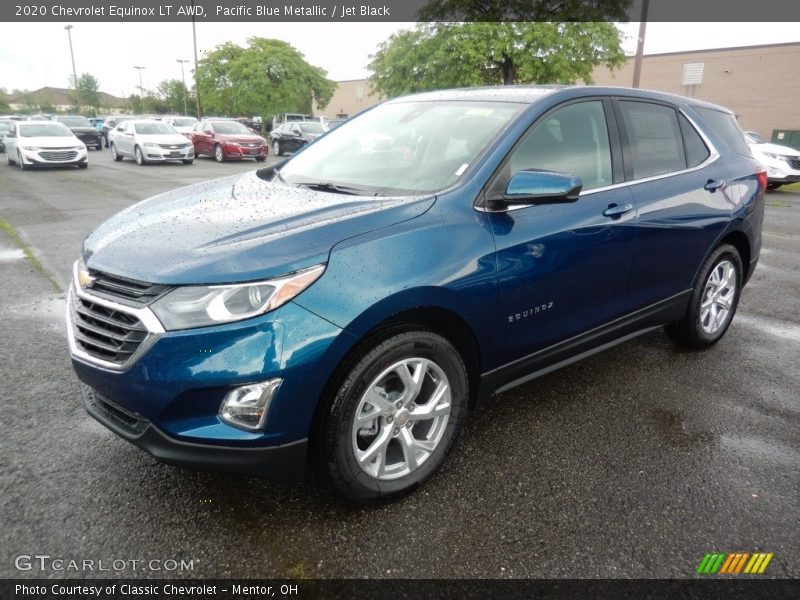 Front 3/4 View of 2020 Equinox LT AWD