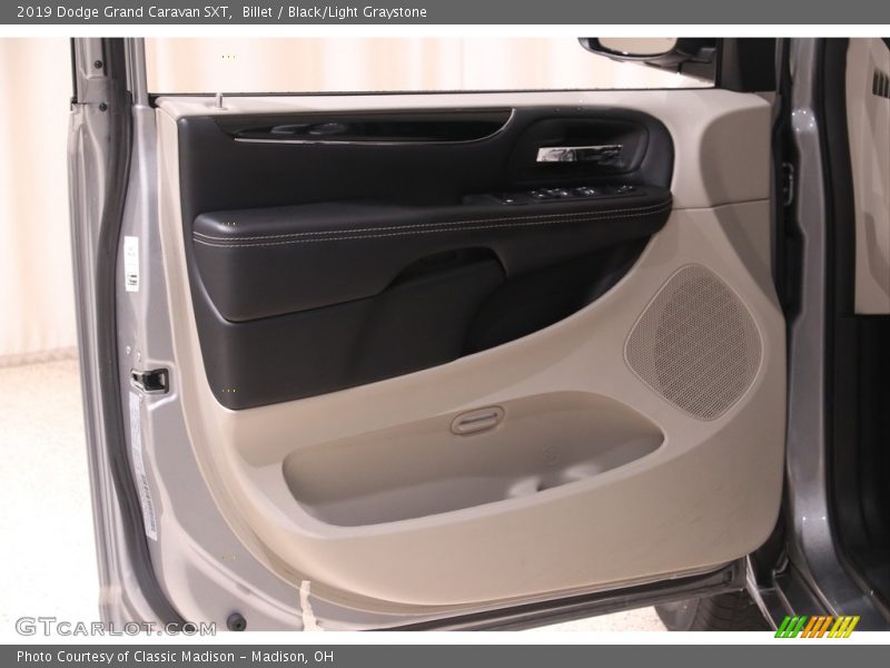 Billet / Black/Light Graystone 2019 Dodge Grand Caravan SXT