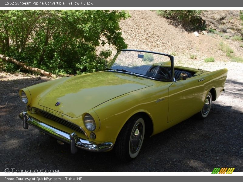 Yellow / Black 1962 Sunbeam Alpine Convertible