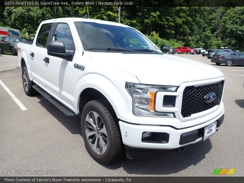 Front 3/4 View of 2020 F150 XL SuperCrew 4x4