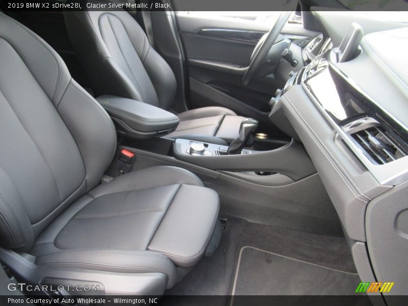 Glacier Silver Metallic / Black 2019 BMW X2 sDrive28i