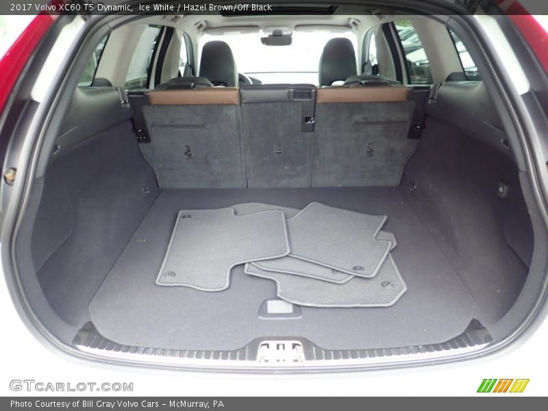  2017 XC60 T5 Dynamic Trunk