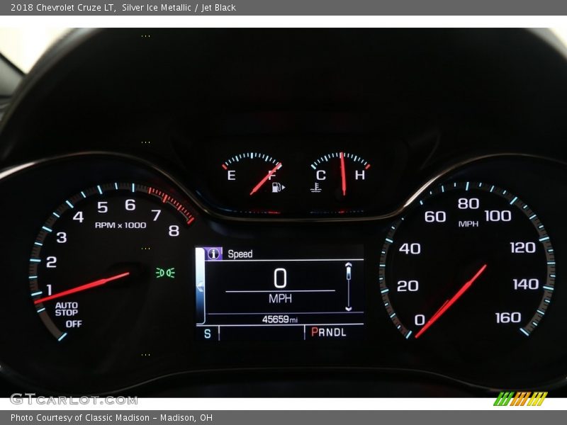 Silver Ice Metallic / Jet Black 2018 Chevrolet Cruze LT