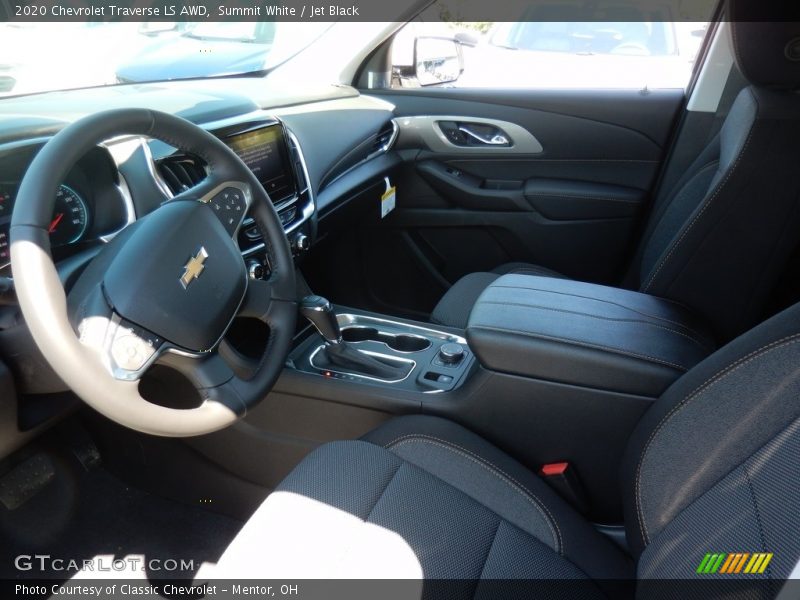 Summit White / Jet Black 2020 Chevrolet Traverse LS AWD