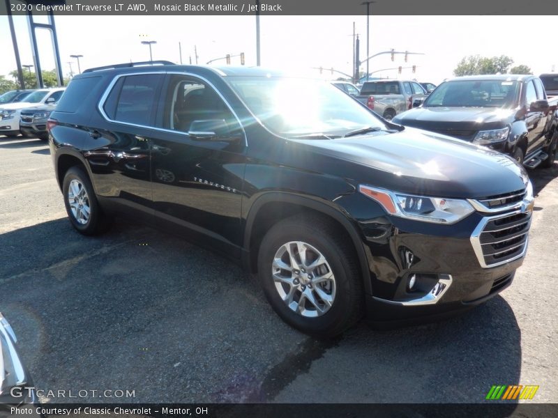 Mosaic Black Metallic / Jet Black 2020 Chevrolet Traverse LT AWD