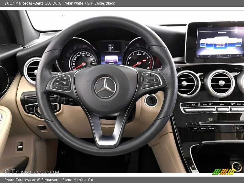 Polar White / Silk Beige/Black 2017 Mercedes-Benz GLC 300