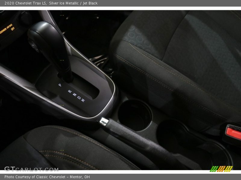 Silver Ice Metallic / Jet Black 2020 Chevrolet Trax LS