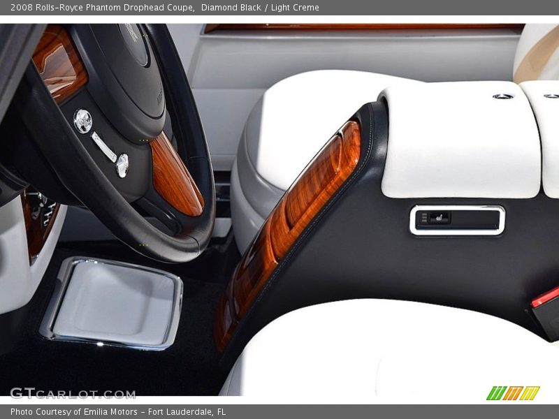 Diamond Black / Light Creme 2008 Rolls-Royce Phantom Drophead Coupe
