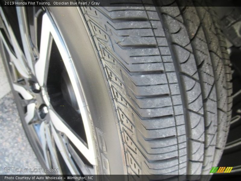 Obsidian Blue Pearl / Gray 2019 Honda Pilot Touring