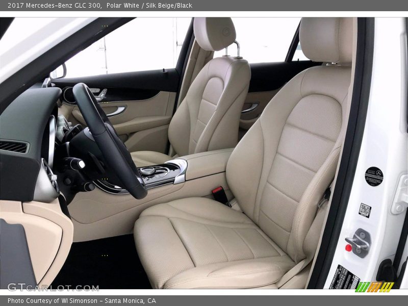 Polar White / Silk Beige/Black 2017 Mercedes-Benz GLC 300