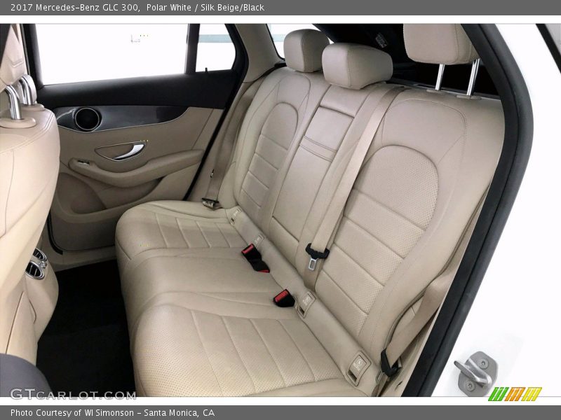 Polar White / Silk Beige/Black 2017 Mercedes-Benz GLC 300